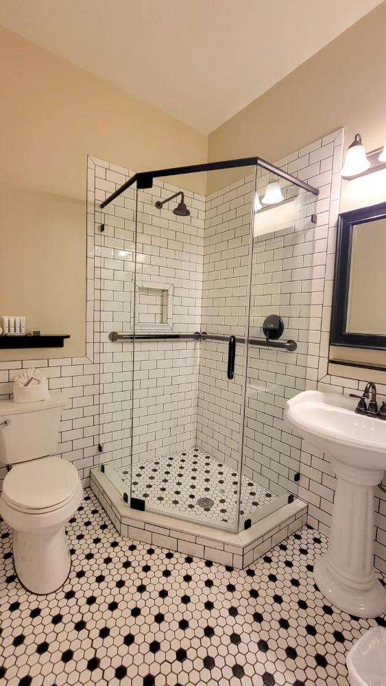 La Pensione Guest house Deluxe King interior
